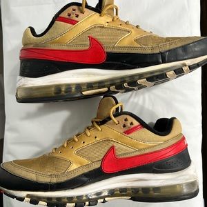Nike Air Max size 11 very good condition,from a clean, non smoking environment